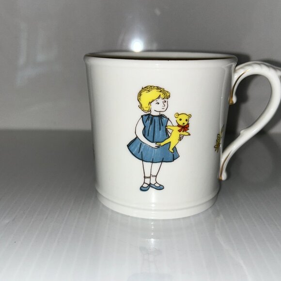 Royal Worcester, Fine Bone China Mug, Days of The Week, Friday - Girl - Picture 4 of 6